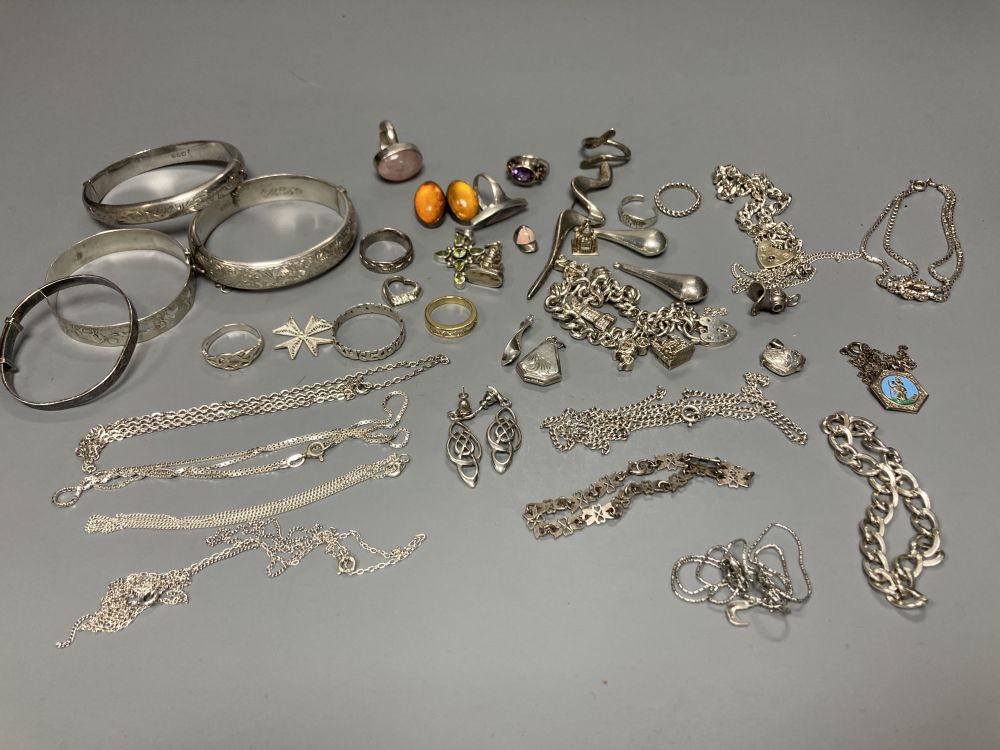 Assorted mainly silver jewellery including bangles, bracelets including charm, necklaces, brooches, rings and pendants.